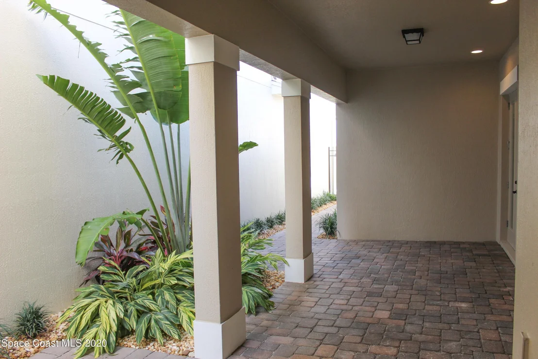 Photo of 2225 Zuma Lane