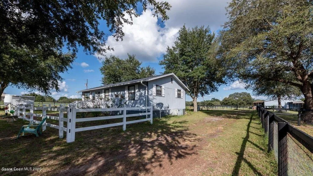 Photo of 2564 Smitty Road