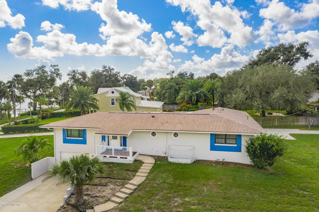 Photo of 3049 N Indian River Drive