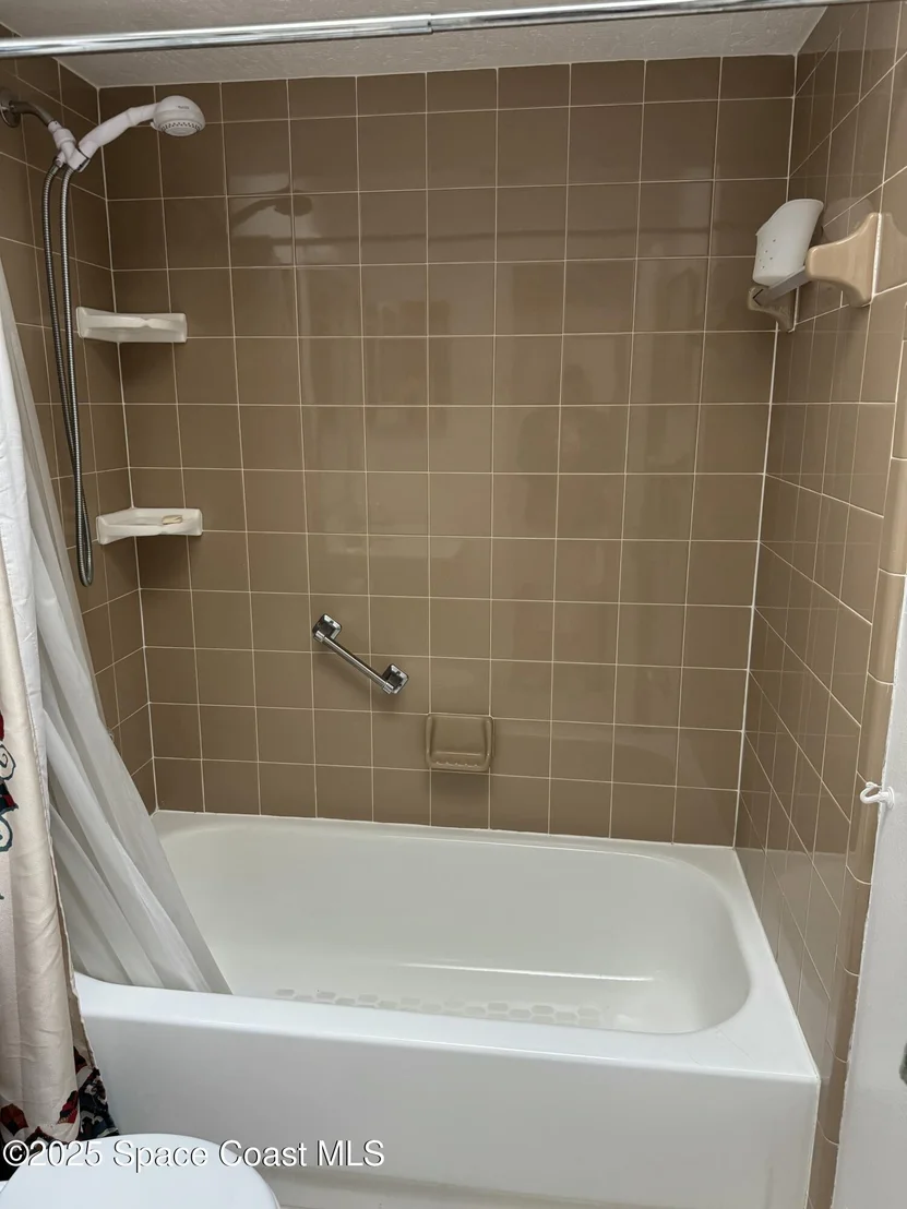 Photo of 870 Cross Lake Drive