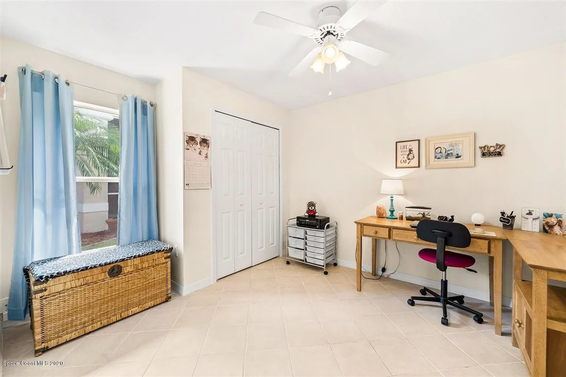 Photo of 2484 Addington Circle