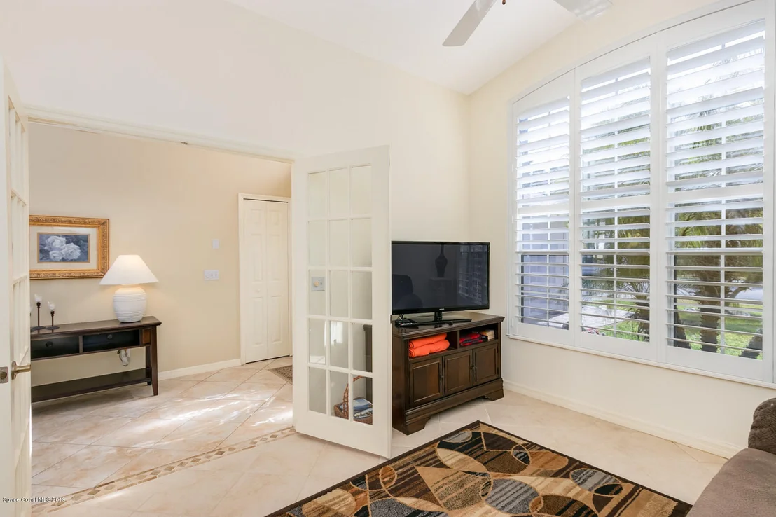 Photo of 3861 Saint Armens Circle