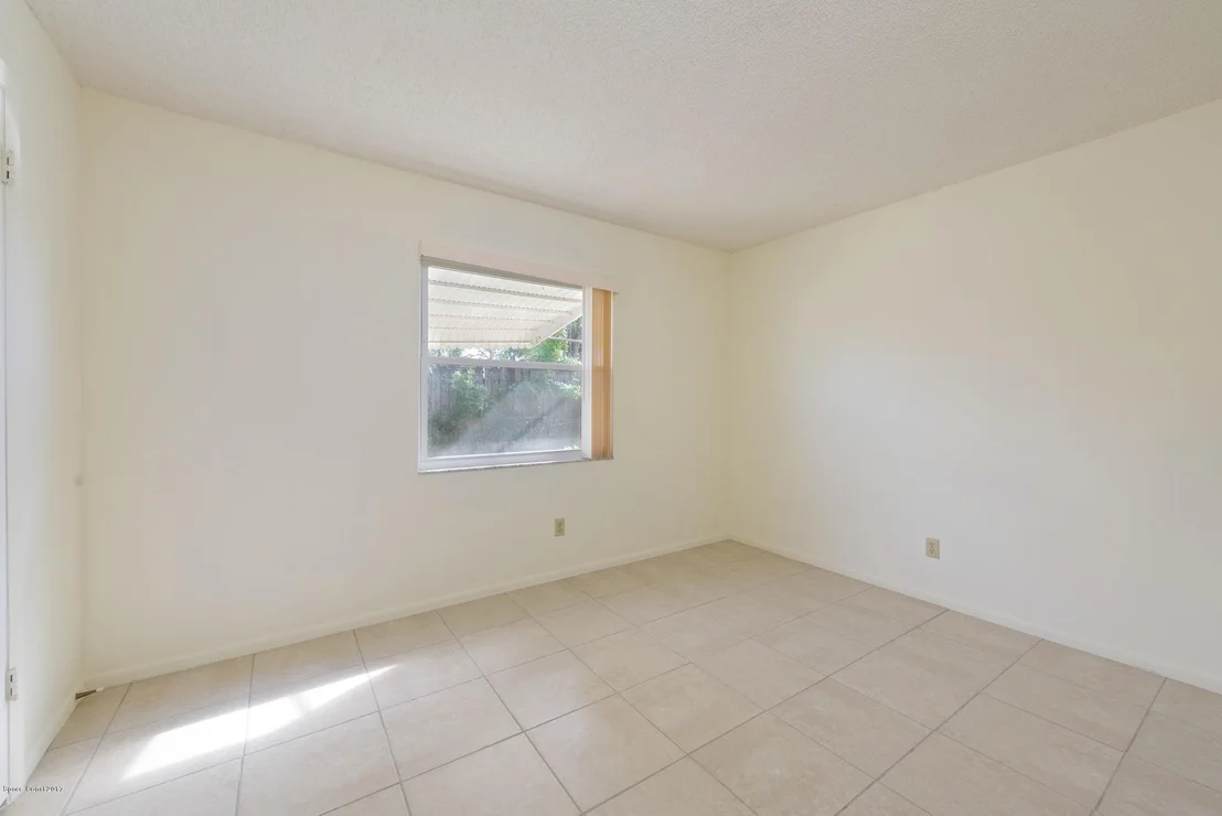 Photo of 2855 Lancaster Road