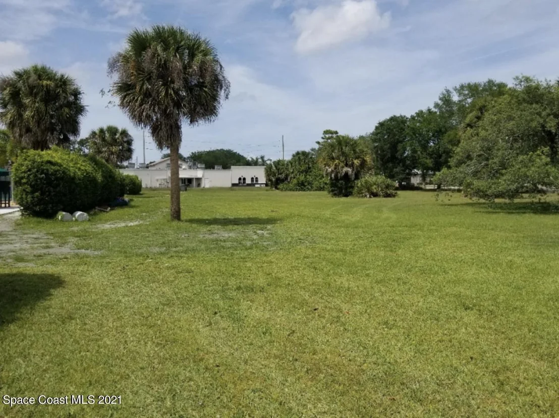 Photo of 6990 N Wickham Road