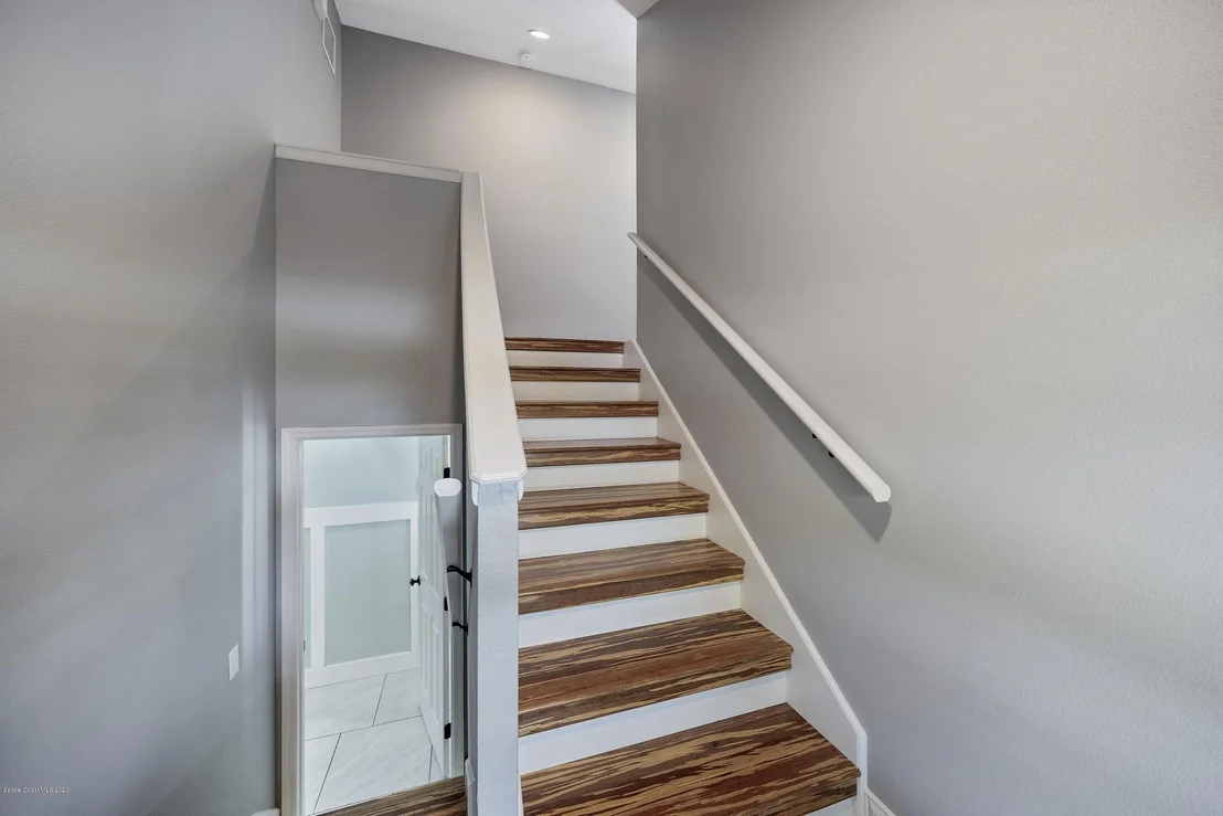 Photo of 991 Stratford Place