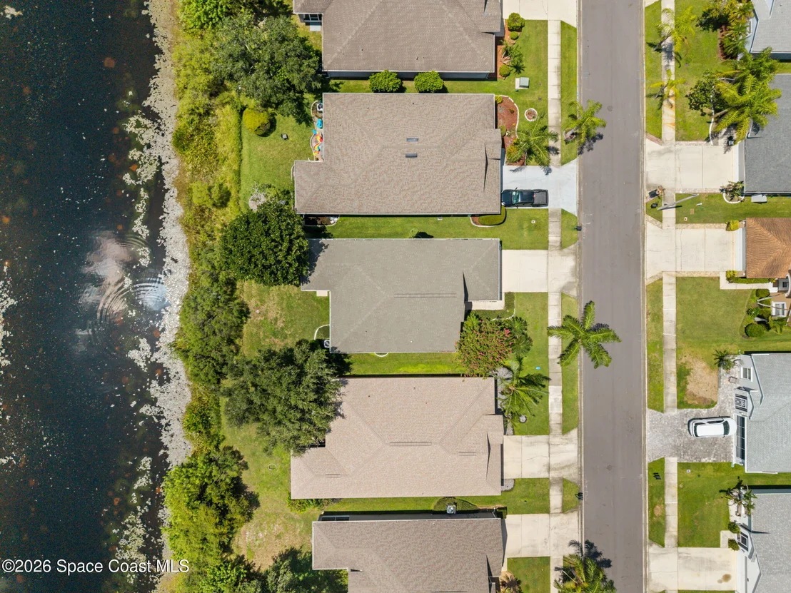 Photo of 2087 Deercroft Drive