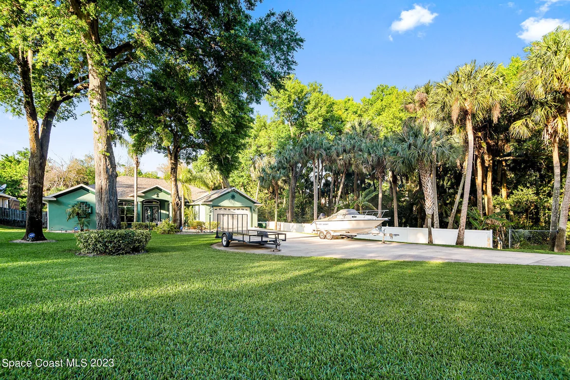 Photo of 240 City Point Road