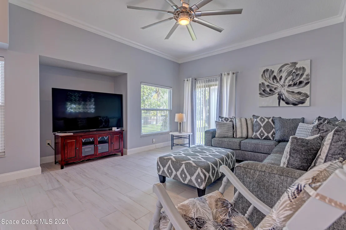 Photo of 876 Shoshone Lane