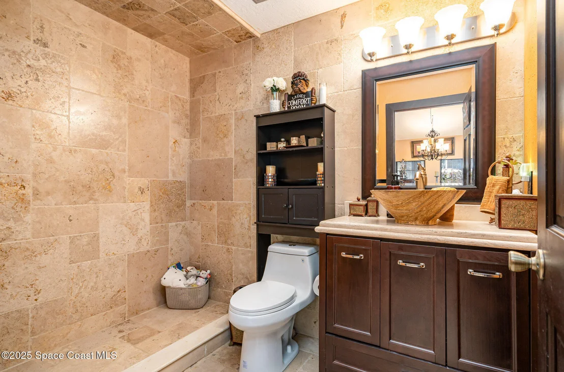 Photo of 562 Lake Ashley Circle