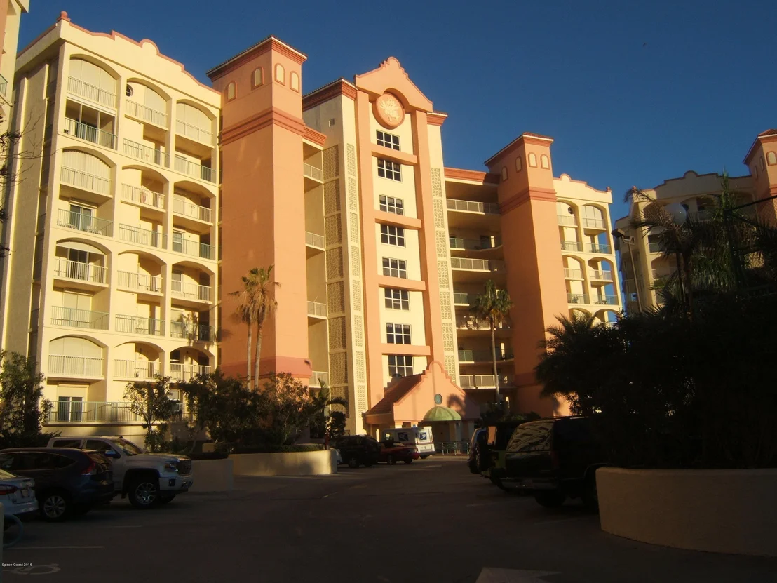 Photo of Unit 403 at 102 Riverside Drive