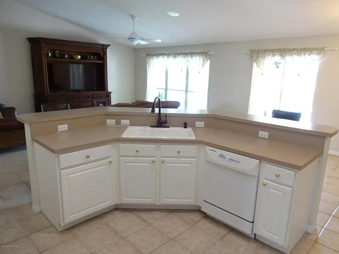 Photo of 1006 Sabal Grove Drive