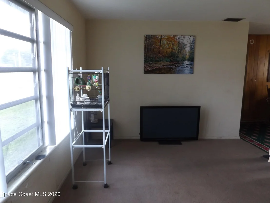 Photo of 1203 Dixon Boulevard