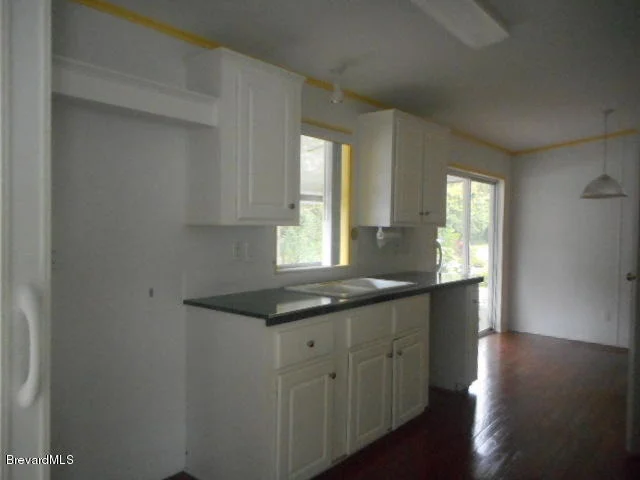 Photo of 362 Scenic Drive