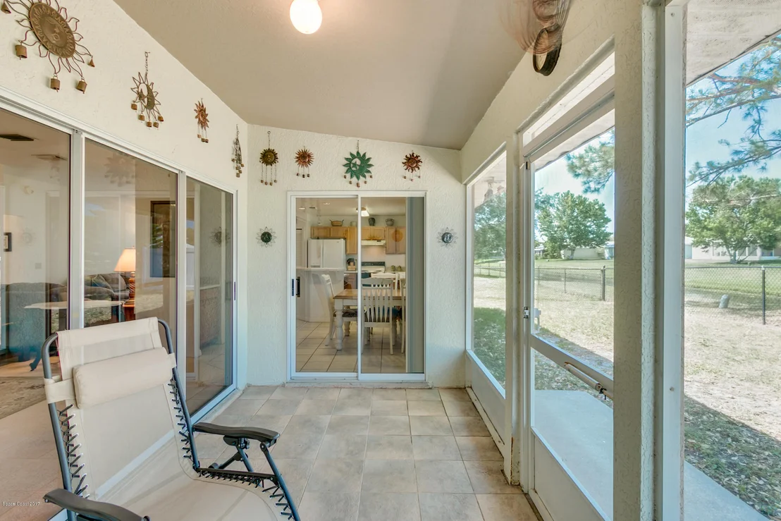 Photo of 1415 California Drive