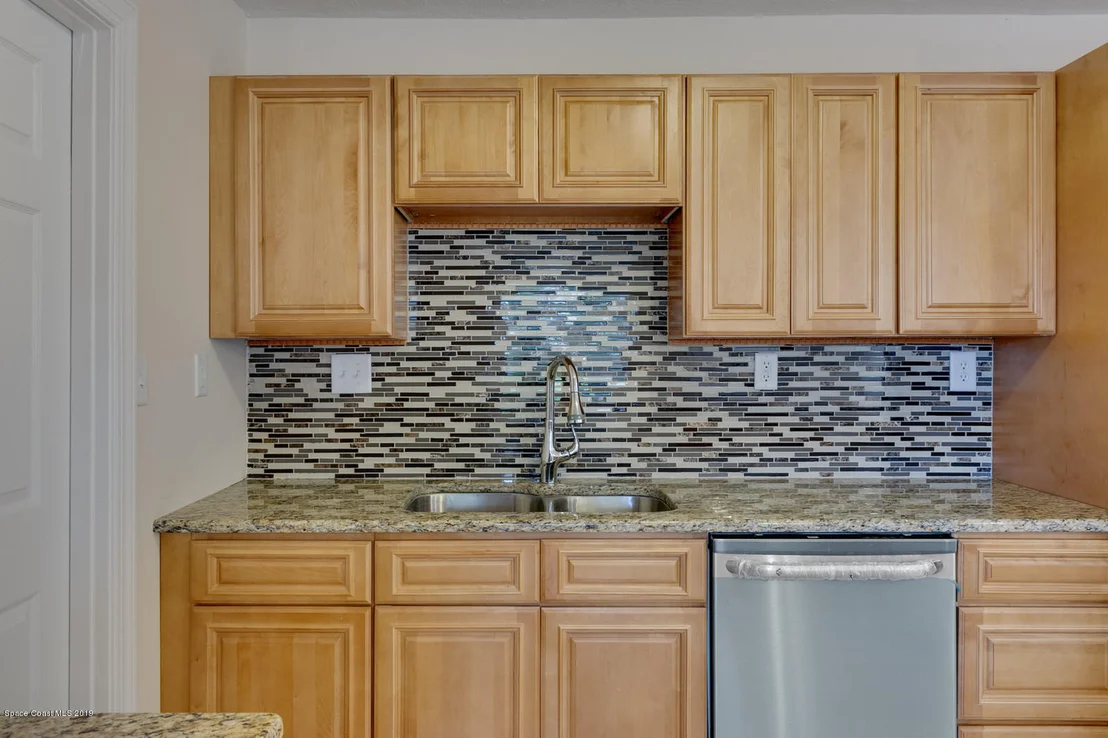 Photo of 1324 Estridge Drive