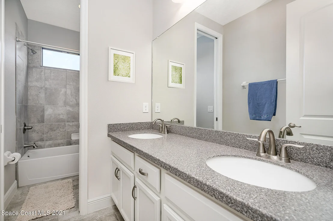 Photo of 3081 Casterton Drive