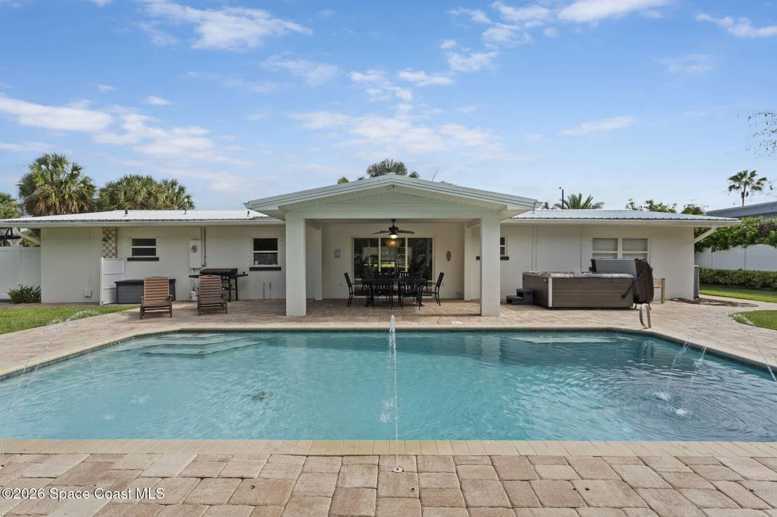 Photo of 415 Hibiscus Trail