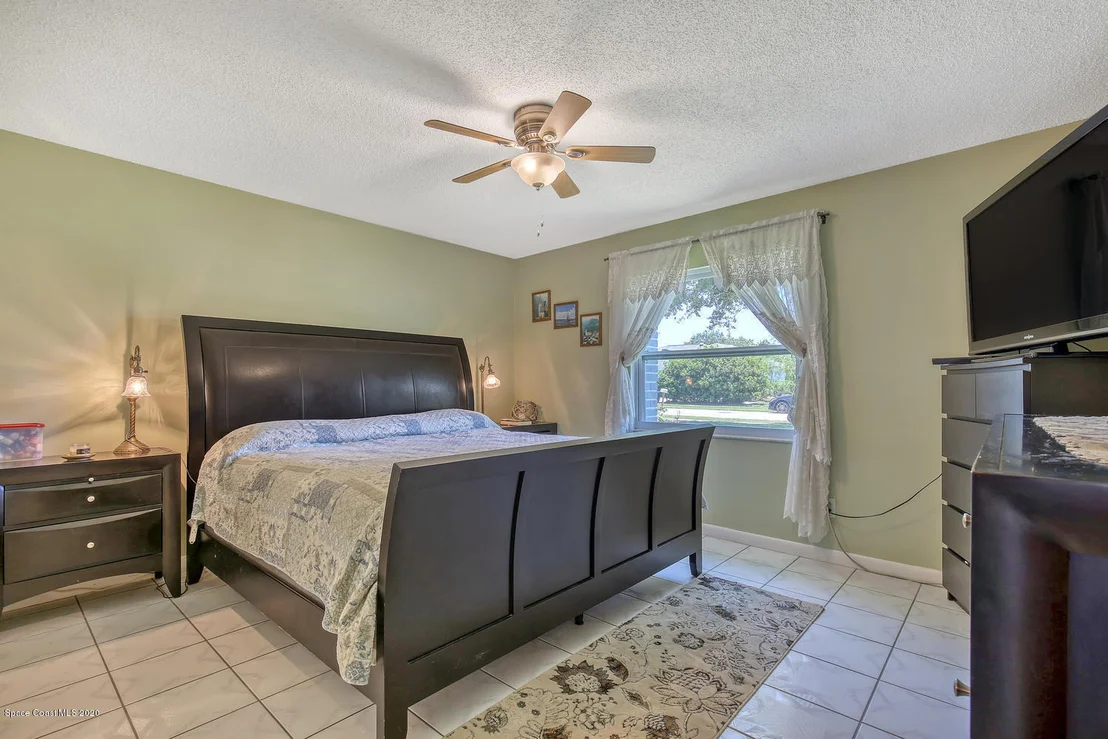 Photo of 1216 Palmdale Circle NE