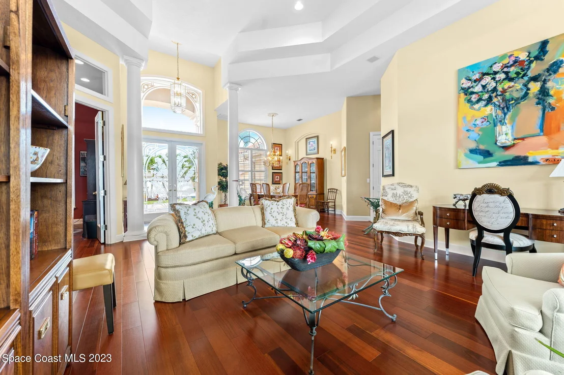 Photo of 325 Normandy Drive