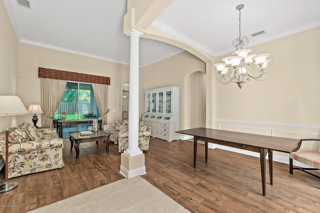 Photo of 2183 Woodfield Circle