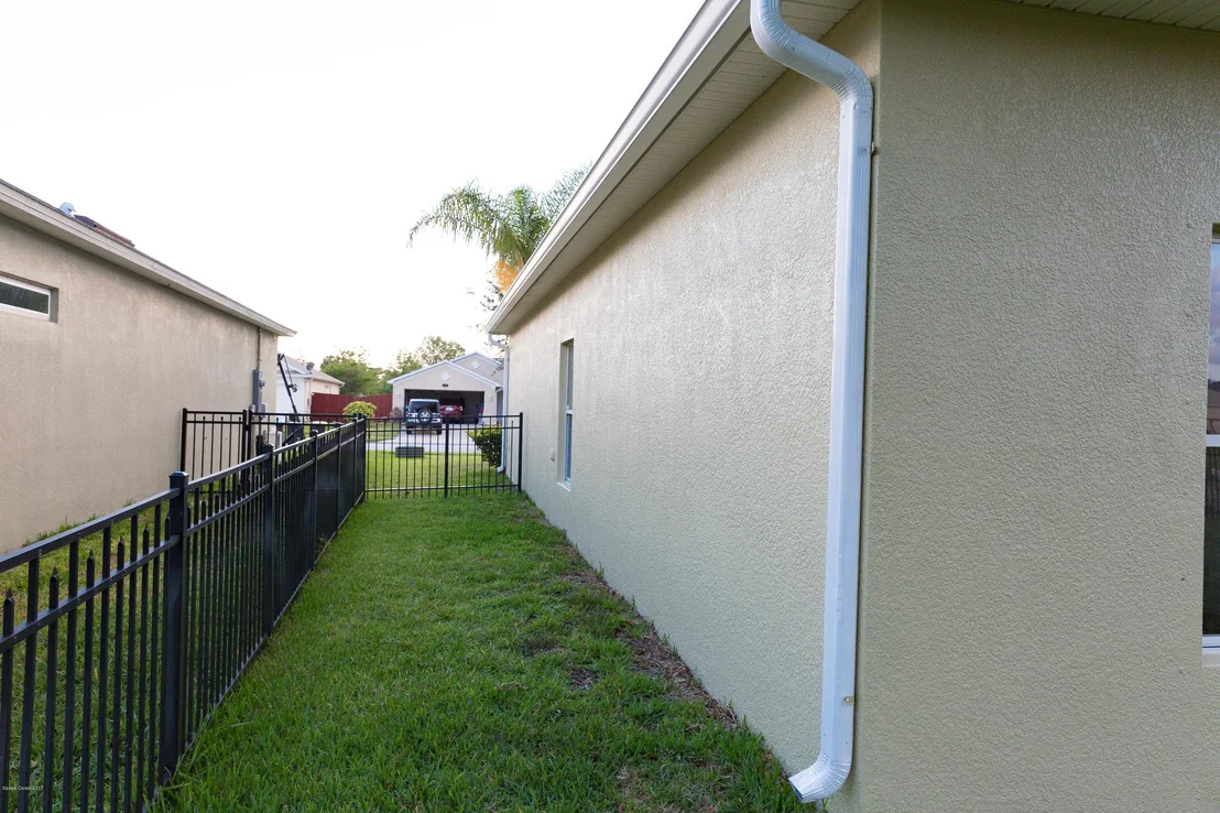 Photo of 1045 Morgan Circle NE