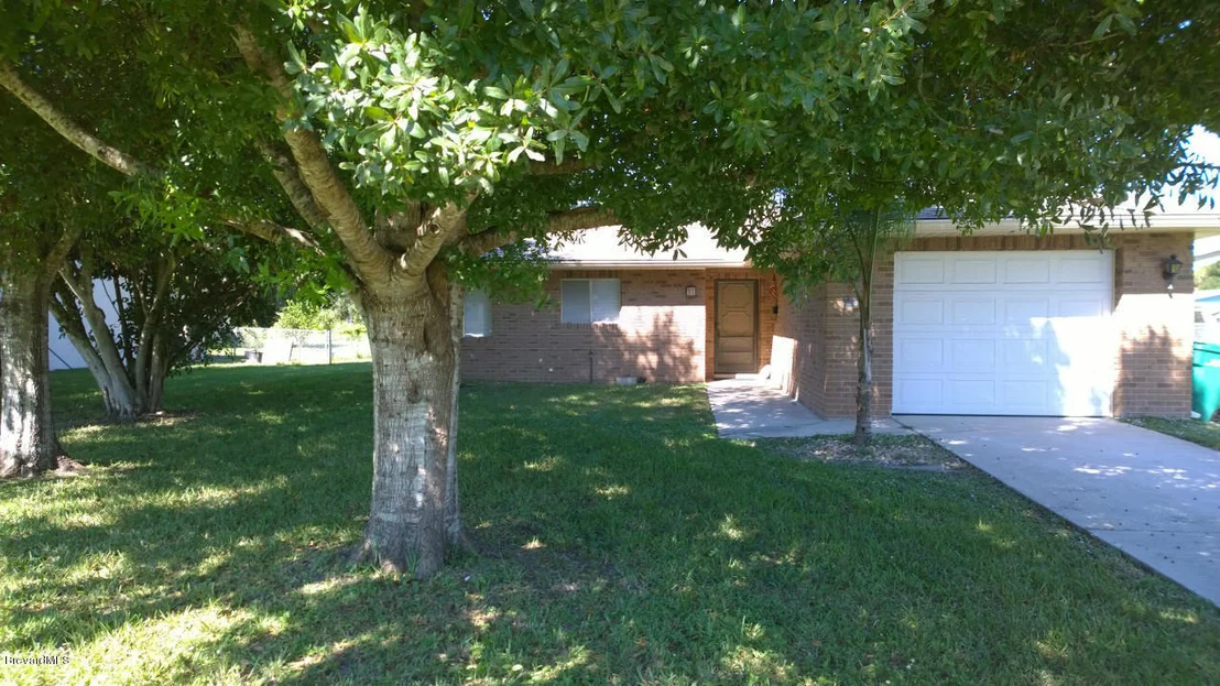 Photo of 808 Hall Street