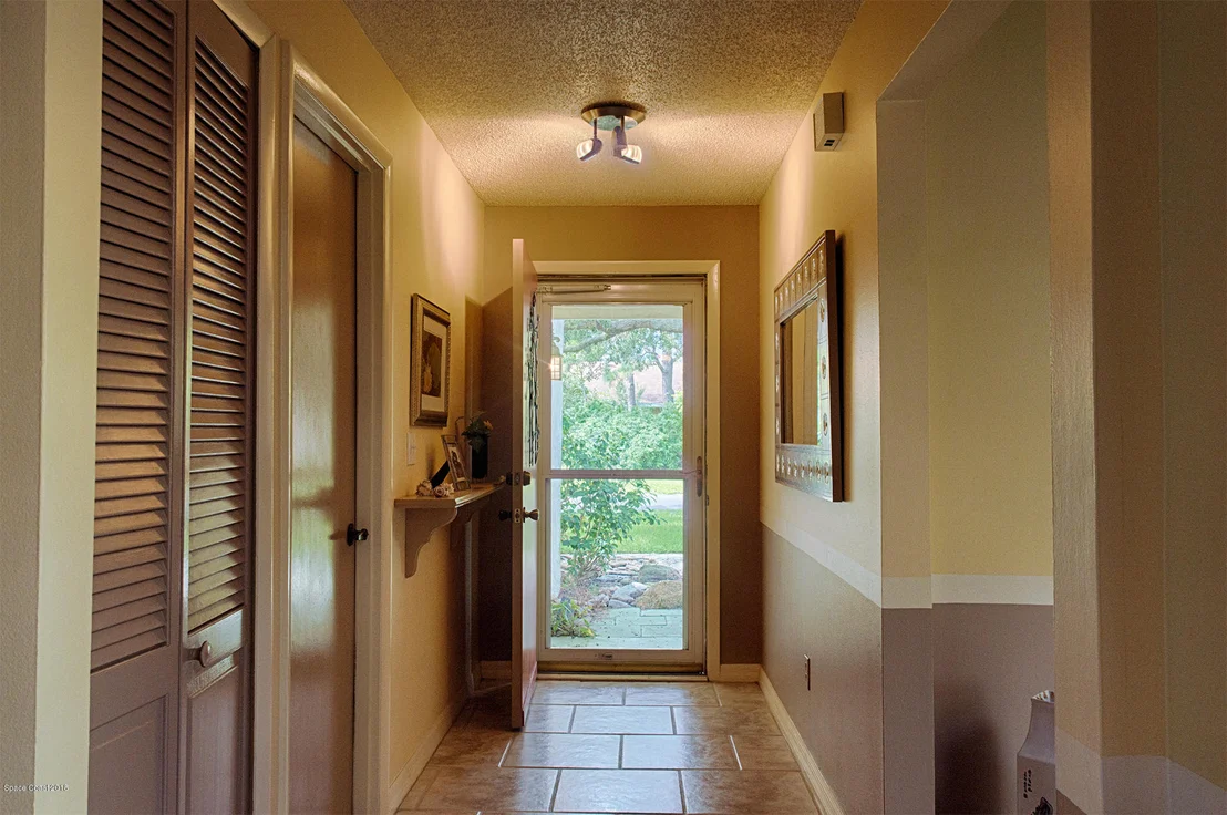 Photo of 345 Mission Oak Drive