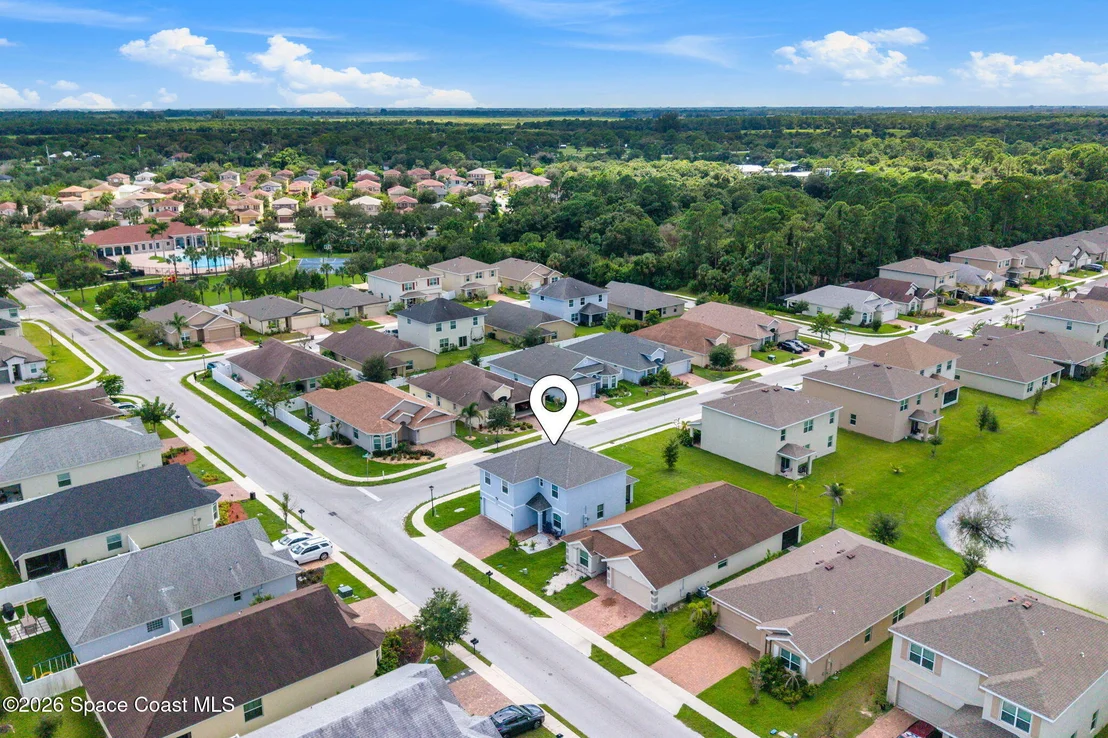 Photo of 313 Palm Breezes Drive