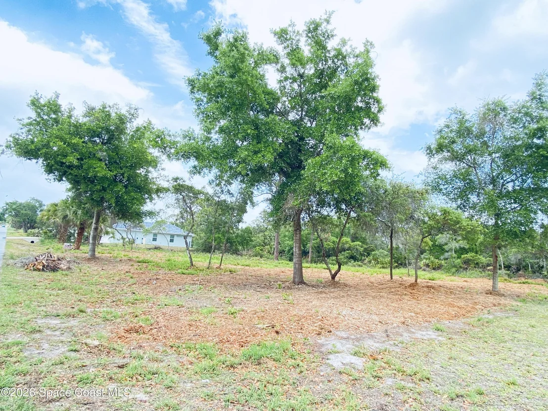 Photo of 9737 Honeysuckle Drive
