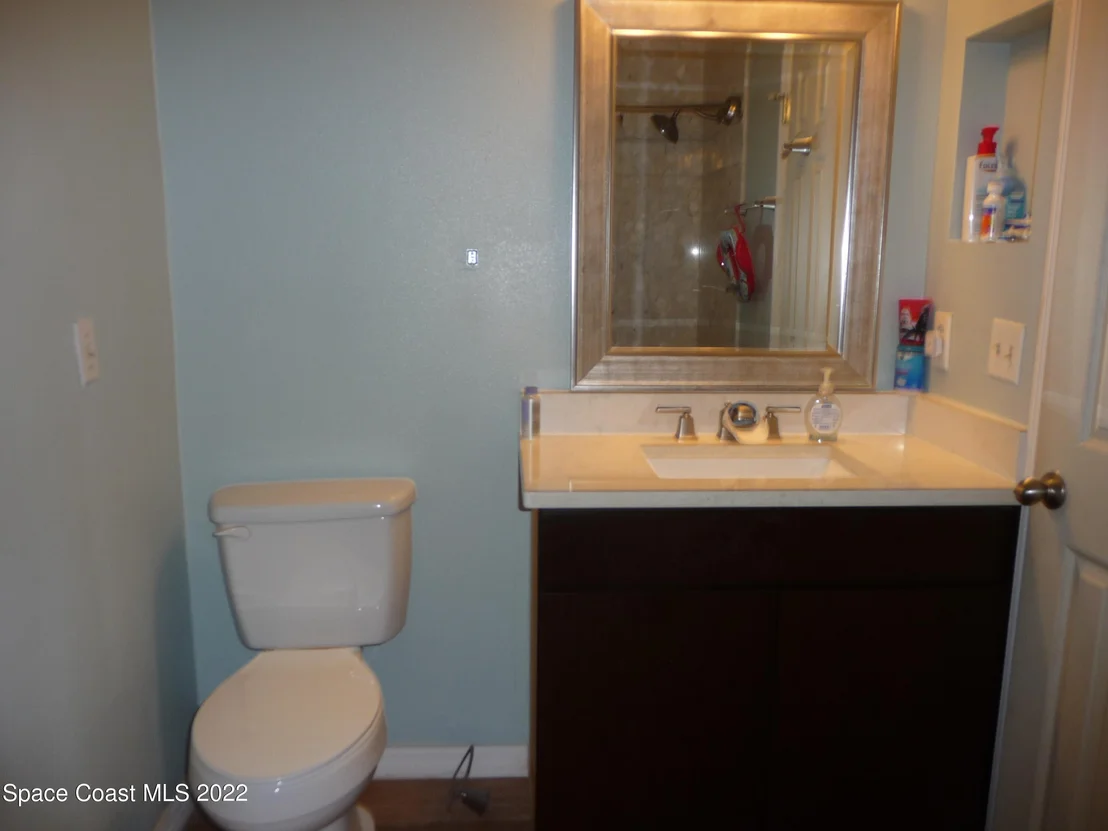 Photo of 1061 Fairlawn Drive
