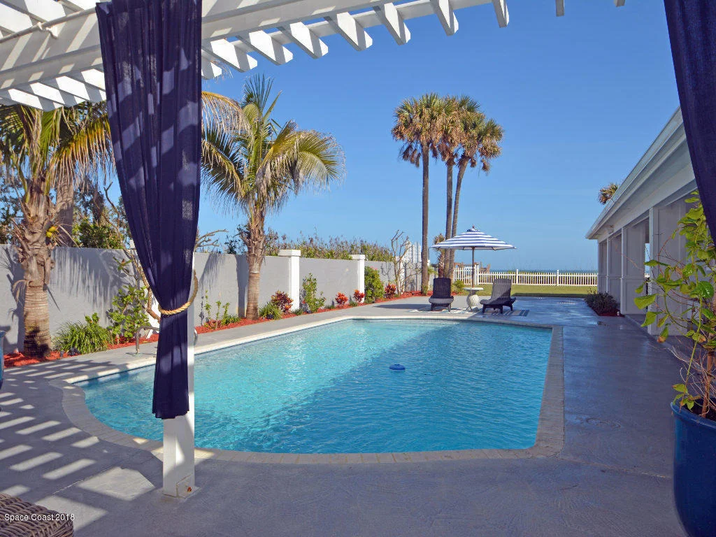 Photo of 745 Beach Street