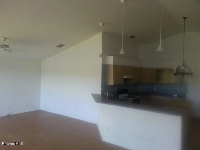 Photo of 916 Shaw Circle