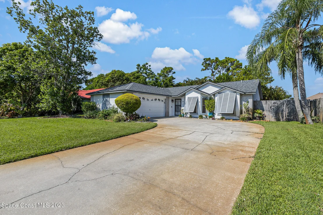 Photo of 937 Pine Baugh Street