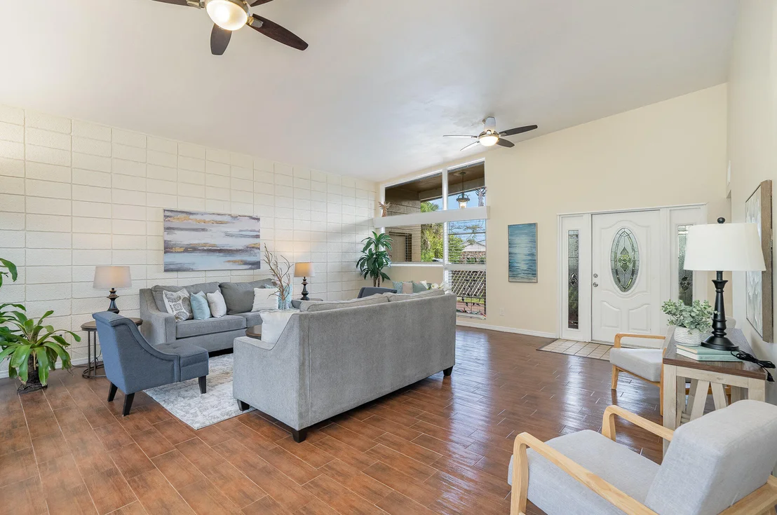 Photo of 68 W Bay Drive