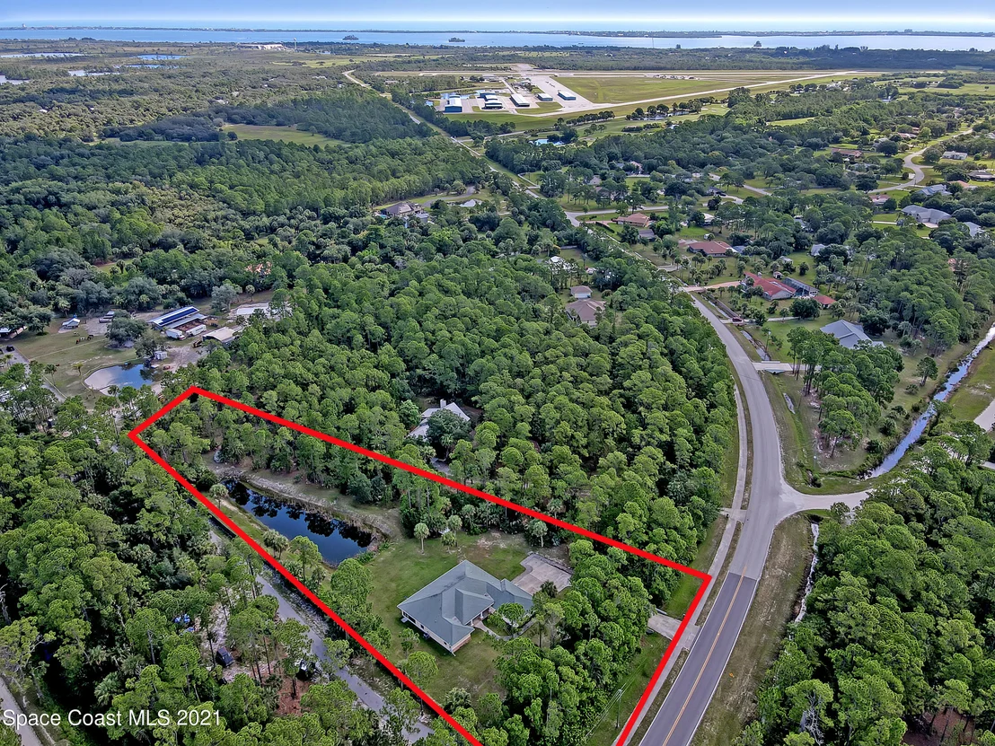 Photo of 2420 Valkaria Road