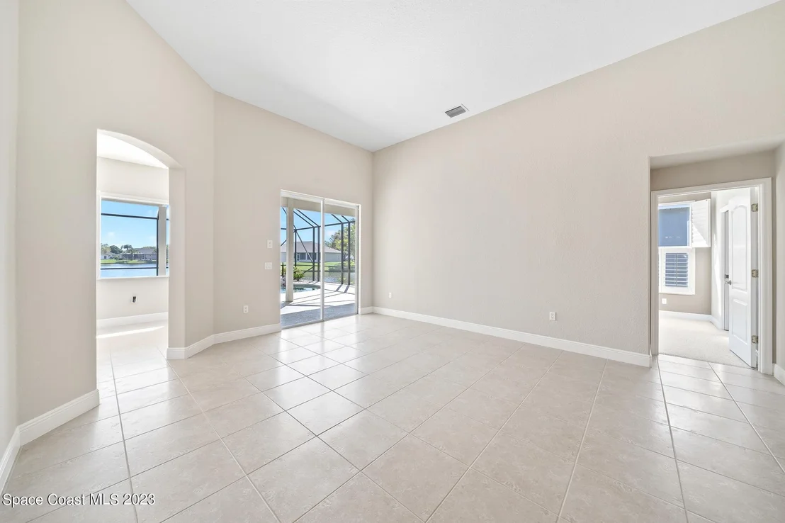 Photo of 2152 Woodfield Circle