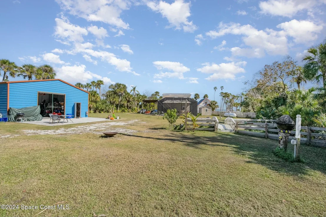 Photo of 3755 N Indian River Drive