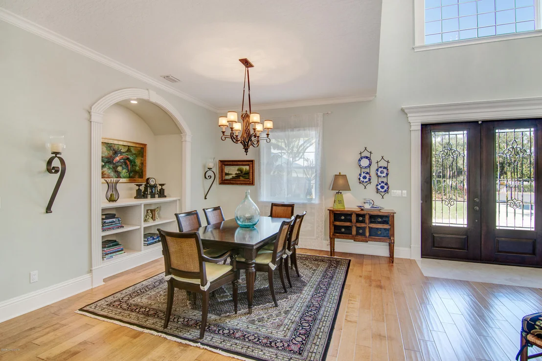 Photo of 787 Oak Ridge Drive
