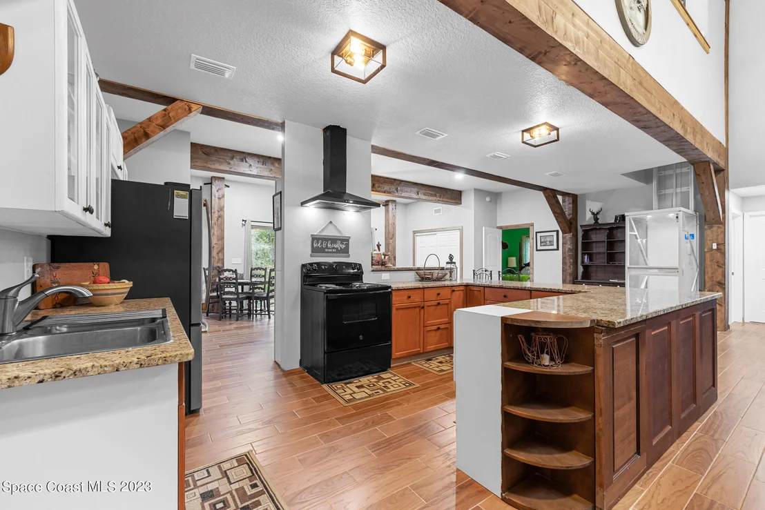 Photo of 1370 Gopher Slough Road