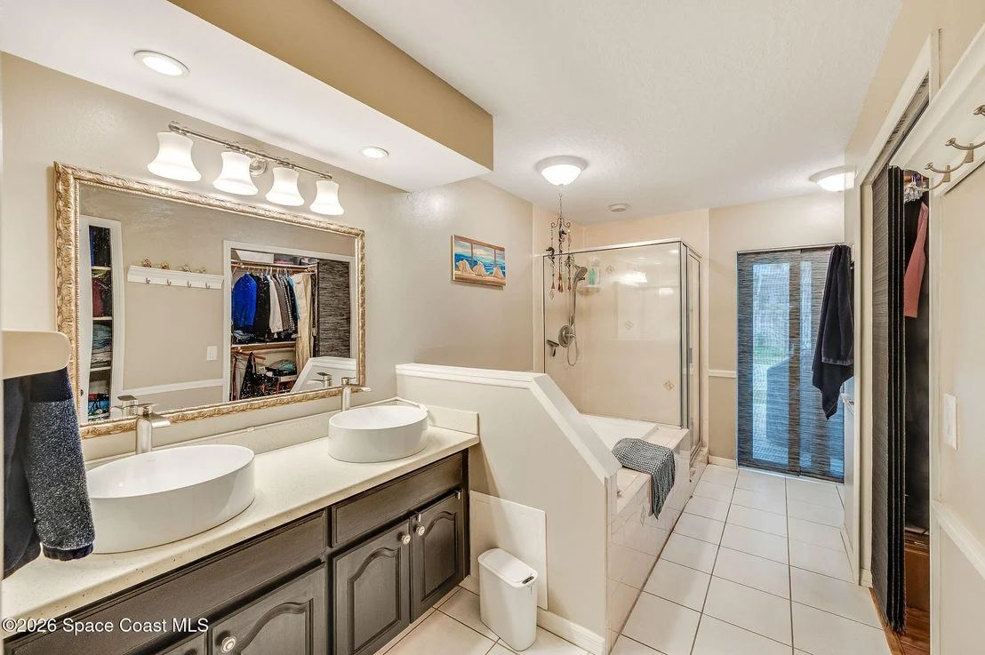 Photo of 2626 Nobility Avenue