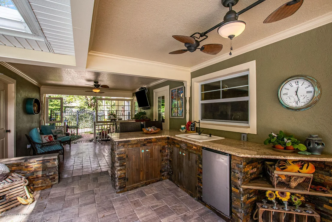 Photo of 1711 Rockledge Drive