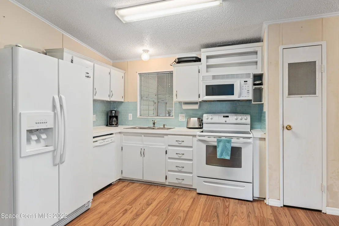 Photo of 7523 Boxelder Road