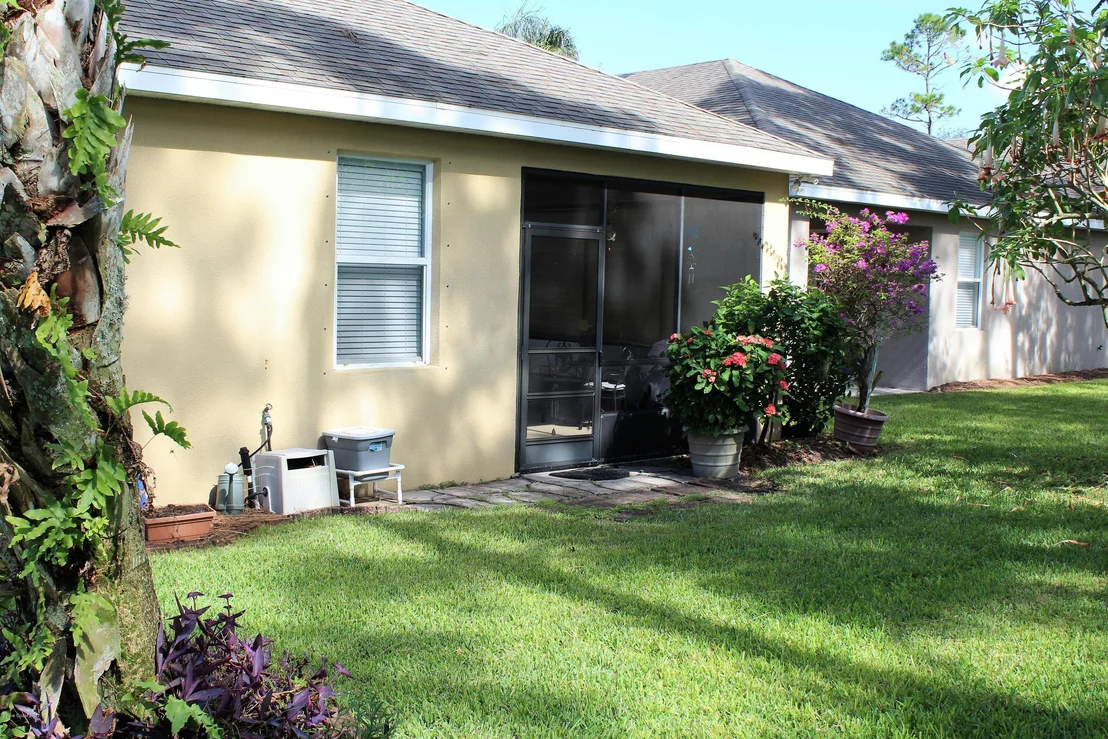 Photo of 322 Waterside Circle