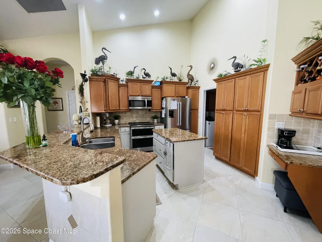 Photo of 336 Southampton Drive
