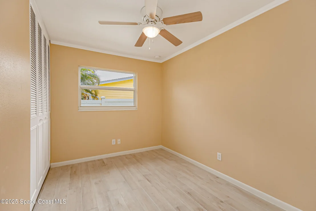 Photo of 2356 Lakeview Drive