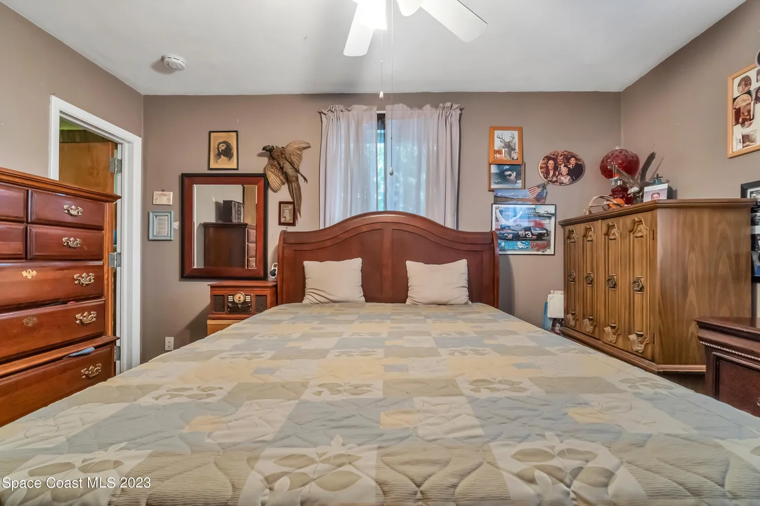 Photo of 1205 Princeton Road