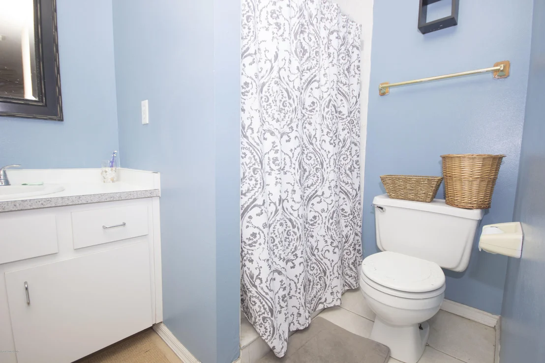 Photo of 6761 Cecil Road