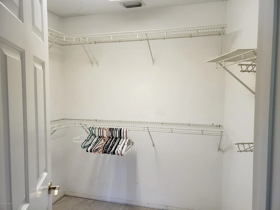 Photo of 1304 Heritage Acres Boulevard