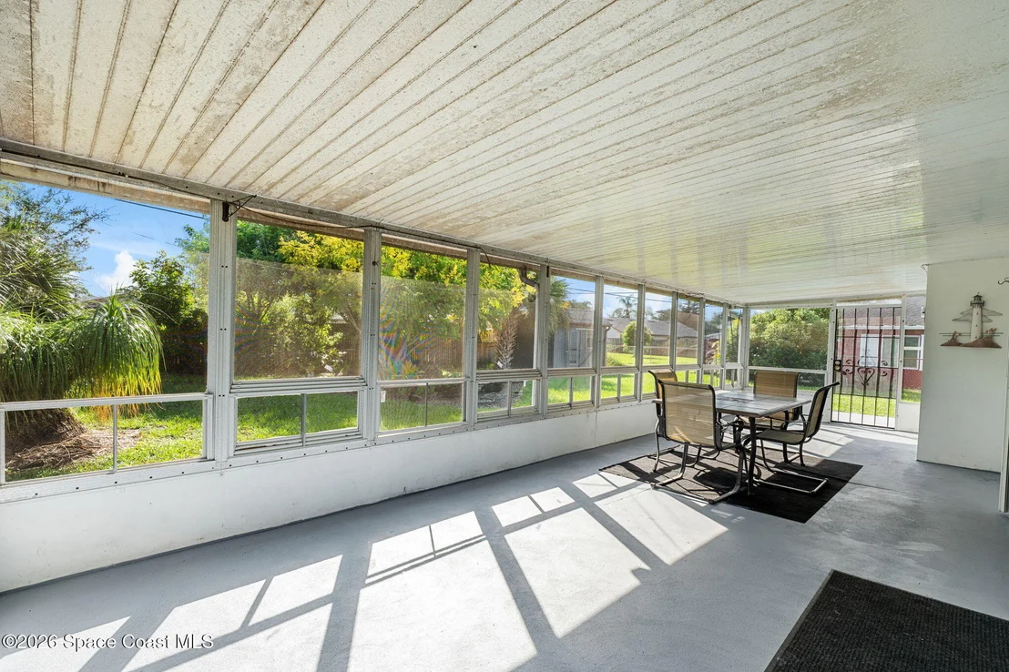 Photo of 611 Aloha Avenue