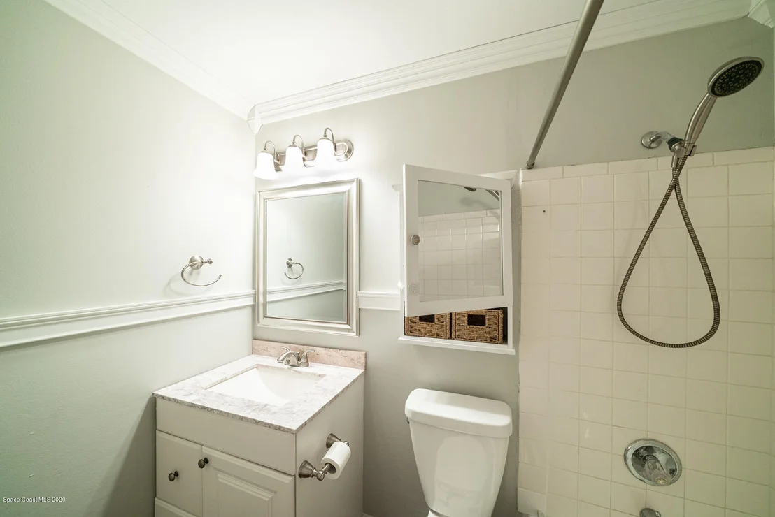 Photo of 2898 Corbusier Drive